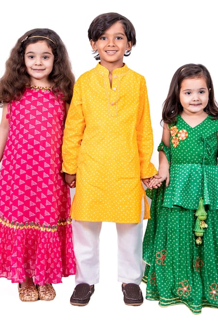 Buy Vivedkids Pink Chiffon, Cotton Tassels Round Neck Printed Dress Online at Aza Fashions Buy_Vivedkids_Pink Chiffon, Cotton Tassels Round Neck Printed Dress _Online_at_Aza_Fashions