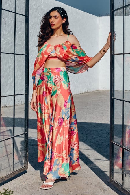 Shop_House Of Fett_Red Satin Embroidery Split V-neck Floral Print Crop Top And Pant Set _Online_at_Aza_Fashions