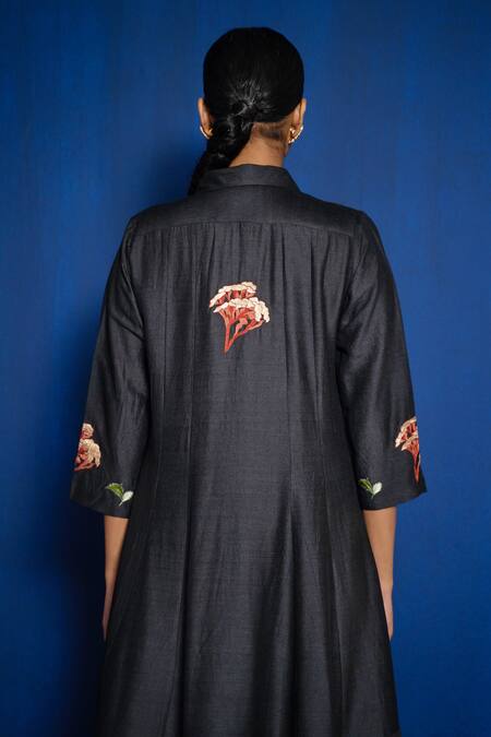 Buy_Romaa_Black Silk Moonga Hand Embroidered Floral Thread Work Kurta And Pant Set  _Online_at_Aza_Fashions