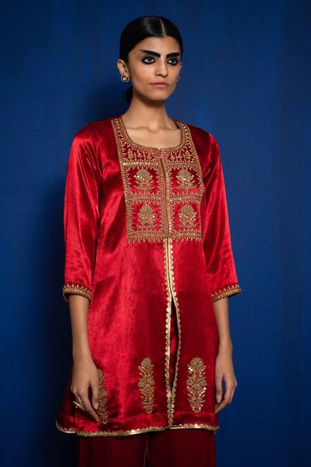 Buy_Romaa_Red Mushroo Silk Hand Embroidered Zardozi U Neck Kurta And Pant Set  _Online_at_Aza_Fashions