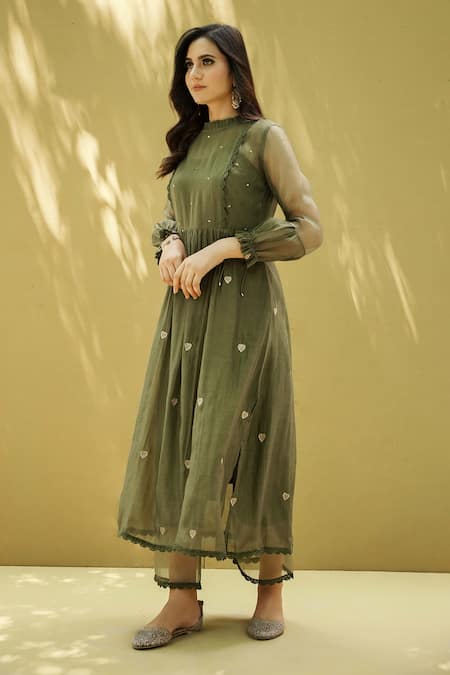 Naaz By Noor Green Cotton, Organza, Chanderi Lace, Embroidery Heart Patch Designer Kurta Set Online at Aza Fashions Naaz By Noor_Green Cotton, Organza, Chanderi Lace, Embroidery Heart Patch Designer Kurta Set _Online_at_Aza_Fashions