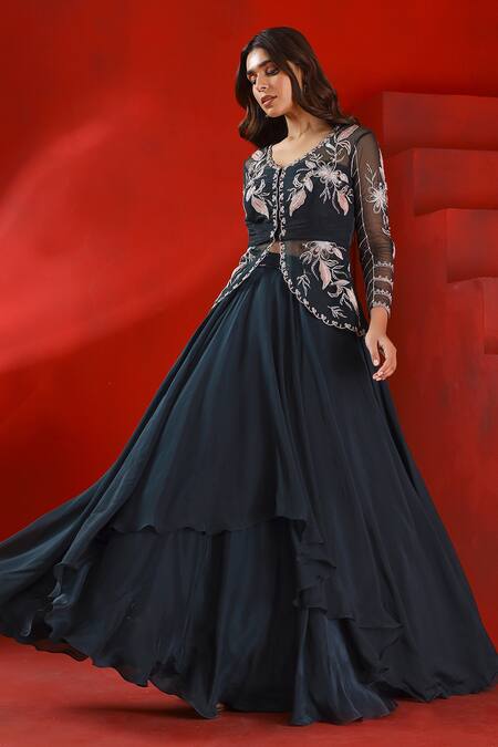 Buy_ISHA GUPTA TAYAL_Green Crepe Embroidery V-neck Peplum Jacket And Lehenga Set _Online_at_Aza_Fashions