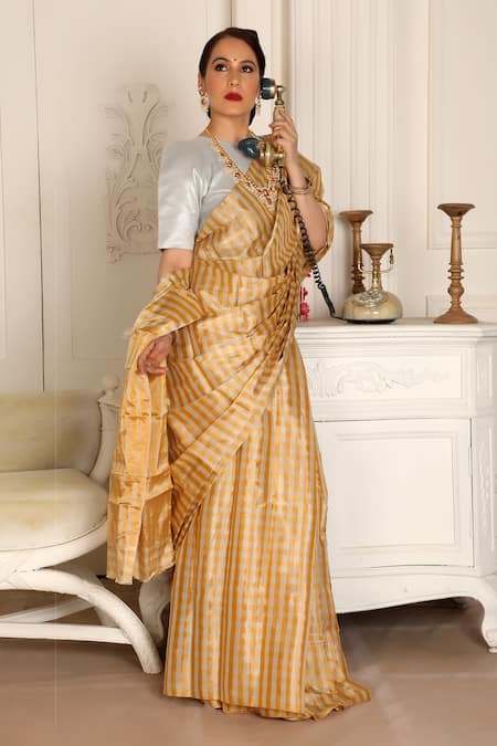 Buy_Sheela Suthar_Gold Handloom Cotton Tarini Checkered Pattern Saree With Running Blouse _Online_at_Aza_Fashions
