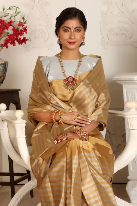 Sheela Suthar_Gold Handloom Cotton Swara Stripe Pattern Saree With Running Blouse _Online_at_Aza_Fashions