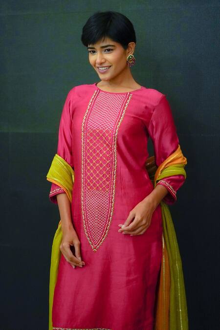 Buy_Shinor_Magenta Chanderi, Silk Cut Work, Cutdana Placket Kurta Set With Ombre Dupatta _Online_at_Aza_Fashions