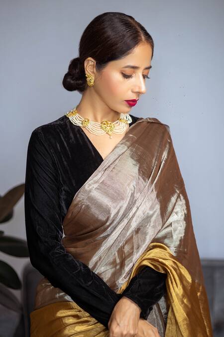 Buy_Sheela Suthar_Gold Handloom Cotton Suvarna Handwoven Panelled Saree With Running Blouse _Online_at_Aza_Fashions