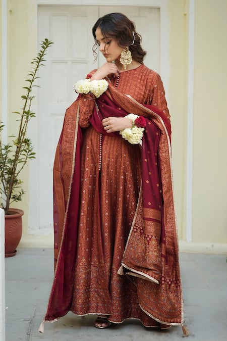 Safaa_Red Velvet, Silk Embroidery Round Neck The Rayann Stripe Woven Anarkali Set _Online_at_Aza_Fashions