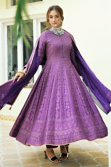 Safaa_Purple Velvet Embroidery Round Neck The Shezan Paisley Woven Anarkali Set _at_Aza_Fashions