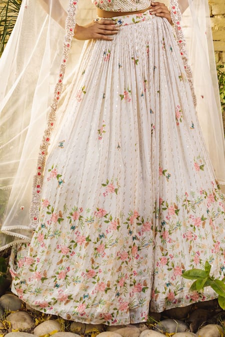 Suruchi Parakh White Georgette, Crepe, Linen Pearls, Sequins, Floral Pattern Lehenga Set Online at Aza Fashions Suruchi Parakh_White Georgette, Crepe, Linen Pearls, Sequins, Floral Pattern Lehenga Set _Online_at_Aza_Fashions