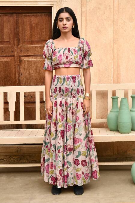 Taro_Grey Chanderi Silk Square Neck Floral Print Crop Top _Online_at_Aza_Fashions