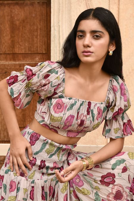 Shop_Taro_Grey Chanderi Silk Square Neck Floral Print Crop Top _Online_at_Aza_Fashions