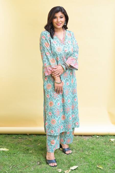 Pants And Pajamas_Blue Cotton Printed Floral V Neck Adria Kurta_at_Aza_Fashions