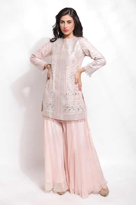Sonali Gupta_Pink Silk Hand Embroidered Thread Round Mirror Kurta And Palazzo Set  _Online_at_Aza_Fashions