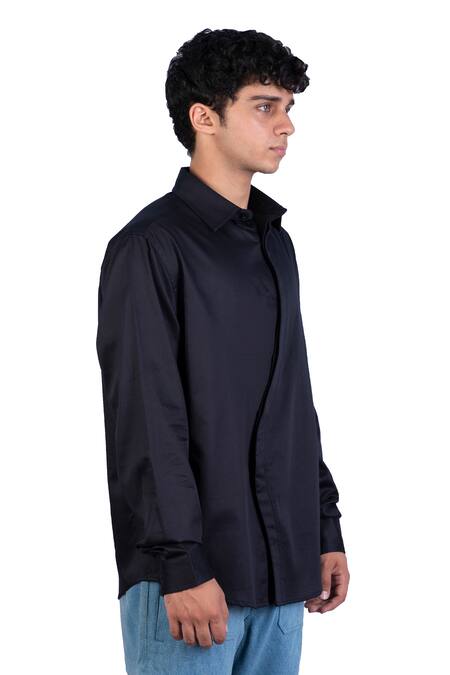 Theorem_Black Cotton Meander Curved Placket Shirt _Online_at_Aza_Fashions