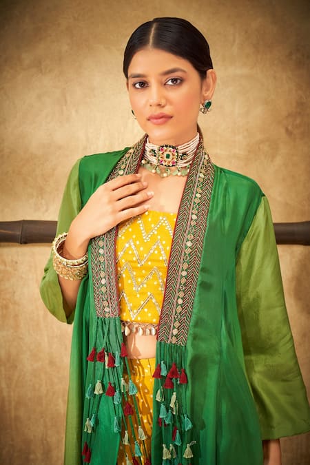 Aditi Somani_Green Pure Silk And Modal Satin Floral, Bandhani Dichromatic Cape And Pant Set _Online_at_Aza_Fashions