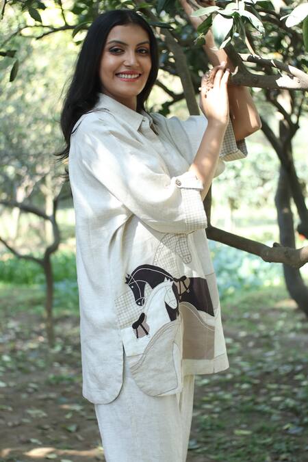 Buy_Linen Bloom_Beige Linen Applique Collared Horse Motif Shirt _Online_at_Aza_Fashions