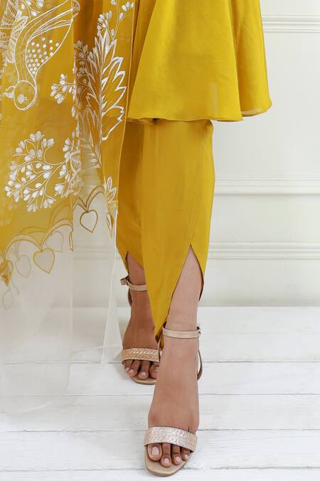 EK Soot_Gold Chanderi And Organza Embroidery Bird Applique Kurta Dhoti Pant Set  _Online_at_Aza_Fashions