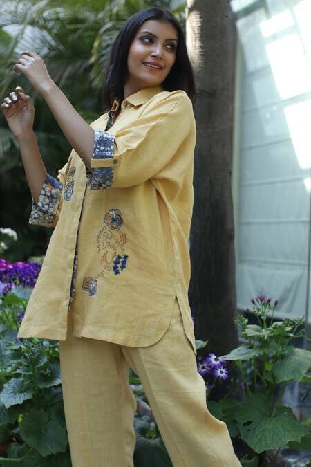 Buy_Linen Bloom_Yellow Linen Metallic Thread Collared Floral Embroidered Shirt _Online_at_Aza_Fashions