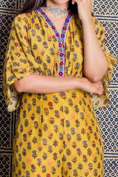 Shachi Sood_Yellow Dupion Silk Floral Print, Resham And Pearl Embroidery V Neck Jumpsuit _Online_at_Aza_Fashions