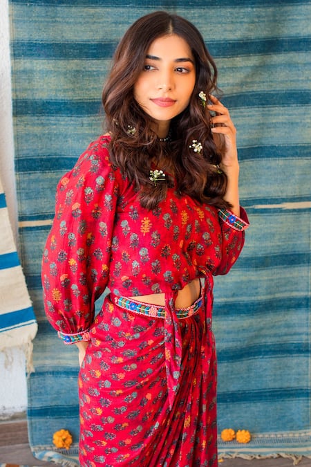 Shachi Sood_Red Dupion Silk Resham V Neck Embroidered Sleeved Top And Skirt Set _at_Aza_Fashions