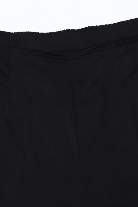 Buy_Ikha Couture_Black Linen, Cotton Embroidery, Tassels V-neck Floral Resham Thread Kurta Set