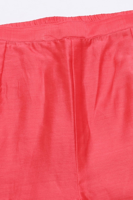 Two Sisters By Gyans_Pink Cotton, Chanderi Mirrors, Embroidery V-neck Kurta Set _at_Aza_Fashions