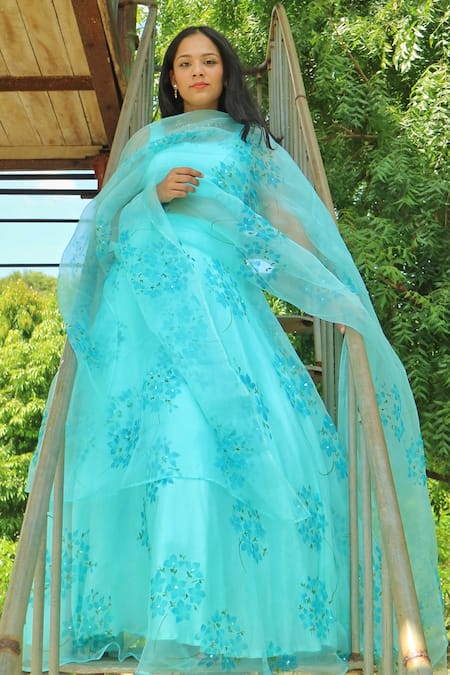 Buy_Meghstudio_Blue Pure Organza Hand Painted Hydrangea Flowers Round Lehenga Set  _Online_at_Aza_Fashions