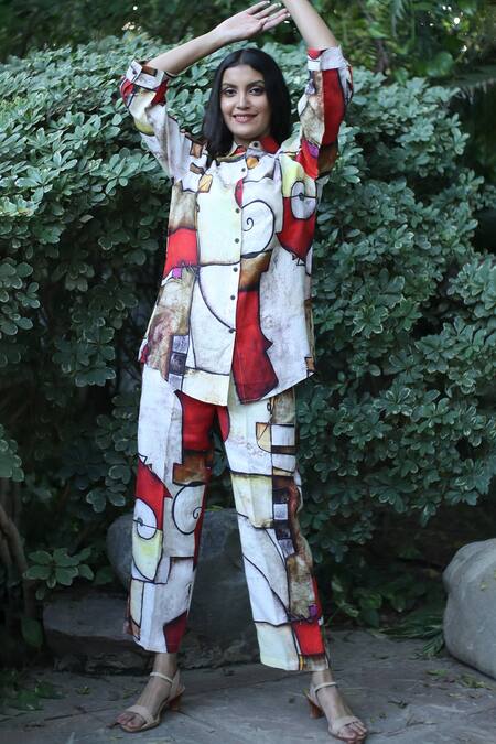 Buy_Linen Bloom_Multi Color 100% Linen Digital Pant _Online_at_Aza_Fashions