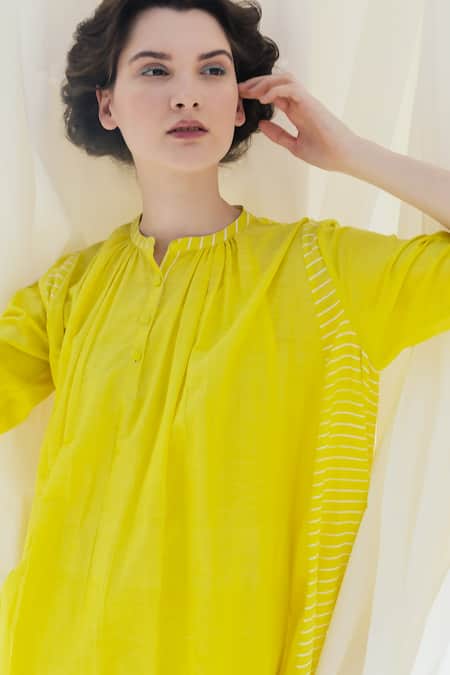 Buy_Itr By Khyati Pande_Yellow Handloom Cotton, Silk Round Neck Melon Screen Print Panelled Kurta_Online_at_Aza_Fashions