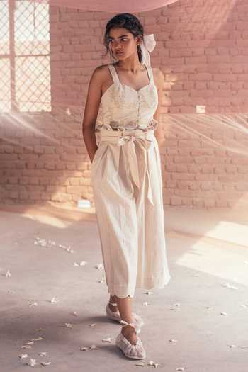 Buy_Itr By Khyati Pande_Off White Cotton Handblock Floral Sweetheart Neck Daisy Print Bustier_Online_at_Aza_Fashions