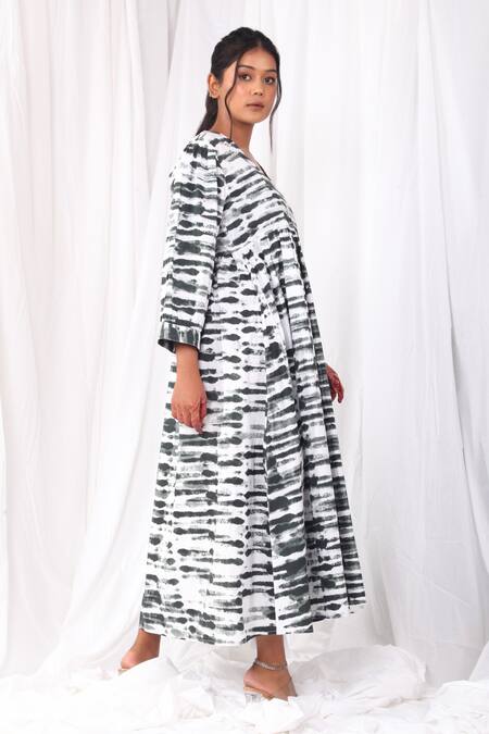 Shop Khat Green Cotton V-neck Striped Marble Print Dress Online at Aza Fashions Shop_Khat_Green Cotton V-neck Striped Marble Print Dress _Online_at_Aza_Fashions