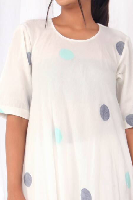 Buy Khat White Cotton Round Neck Handwoven Polka Pattern Dress Online at Aza Fashions Buy_Khat_White Cotton Round Neck Handwoven Polka Pattern Dress _Online_at_Aza_Fashions