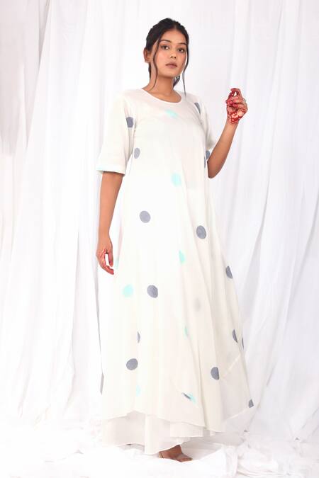Shop Khat White Handloom Cotton Round Neck Handwoven Polka Pattern Kurta And Pant Set Online at Aza Fashions Shop_Khat_White Handloom Cotton Round Neck Handwoven Polka Pattern Kurta And Pant Set _Online_at_Aza_Fashions