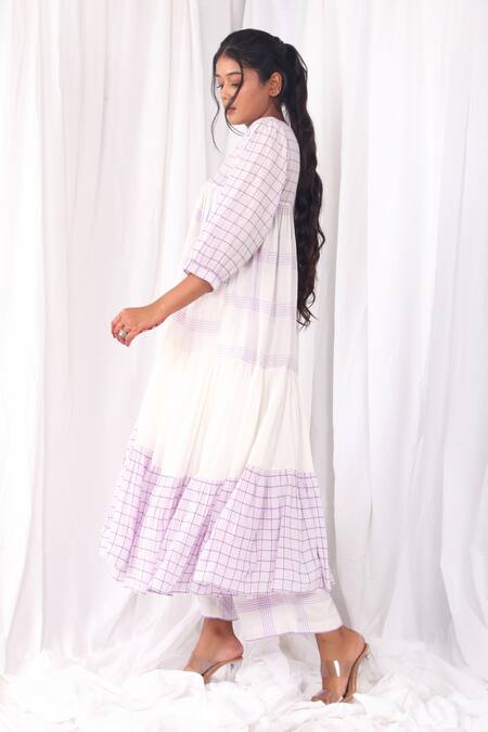 Khat_White Handloom , Round Neck Gathered Kurta And Pant Set _at_Aza_Fashions
