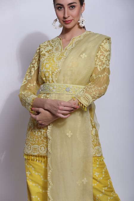 Shop_Sonali Gupta_Yellow Silk Embroidered Mughal Jaal Dori V Neck Kurta Pant Set  _Online_at_Aza_Fashions