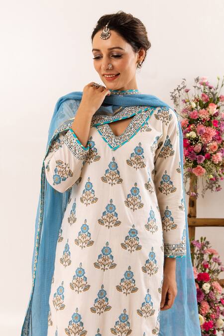 Rivaaj Clothing_White Botanic Print Kurta Palazzo Set_at_Aza_Fashions