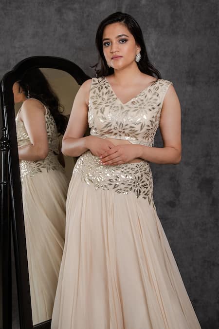 Buy Sunita Bhandari Ivory Viscose, Organza Embroidery, Gota Patti V-neck Lehenga Set Online at Aza Fashions Buy_Sunita Bhandari_Ivory Viscose, Organza Embroidery, Gota Patti V-neck Lehenga Set _Online_at_Aza_Fashions