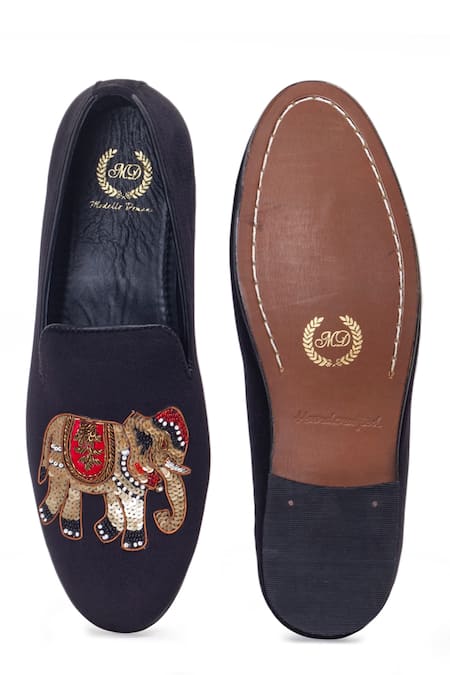 Buy_Domani_Black Upper Leather The Maharaja Round Toe Slip-ons _Online_at_Aza_Fashions