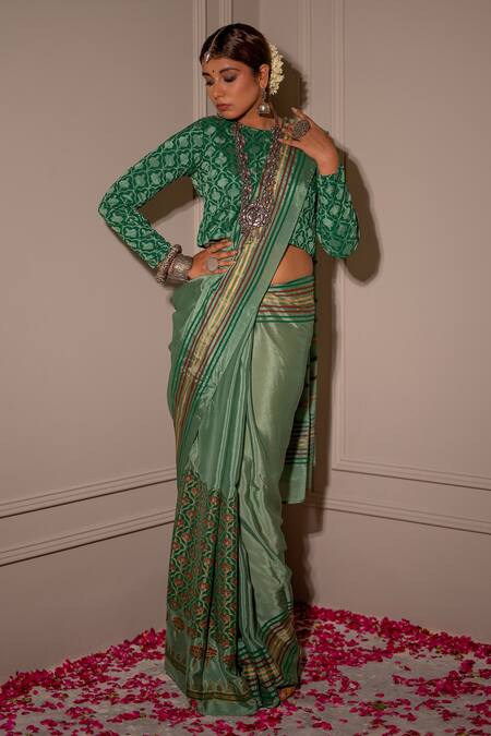 Buy The Home Affair Green Cotton Satin Embroidery Boat Striped Print Pallu Saree With Floral Blouse Online at Aza Fashions Buy_The Home Affair_Green Cotton Satin Embroidery Boat Striped Print Pallu Saree With Floral Blouse _Online_at_Aza_Fashions