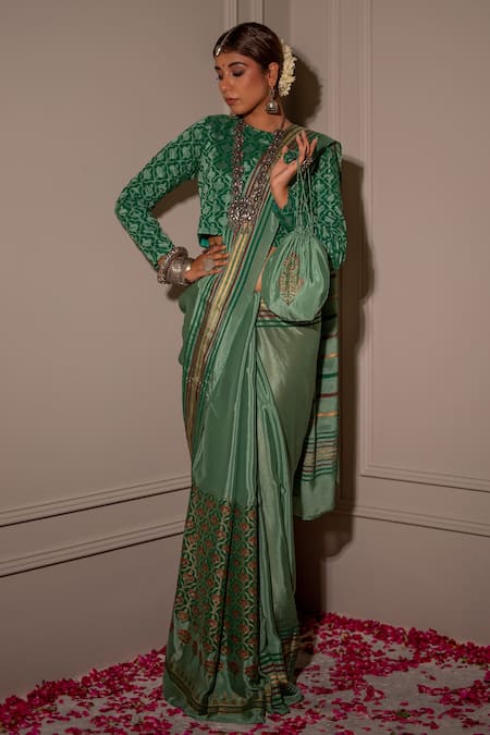The Home Affair Striped Print Pallu Saree With Floral Blouse 