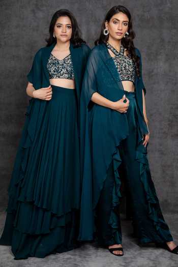 Buy_Sunita Bhandari_Green Viscose, Georgette Cut Work, Beads V-neck Layered Lehenga Set _Online_at_Aza_Fashions