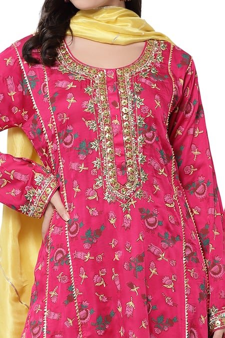 Buy Shetab Kazmi Pink Modal Satin Floral, Gota Patti Round Neck Scattered Block Print Kurta Set Online at Aza Fashions Buy_Shetab Kazmi_Pink Modal Satin Floral, Gota Patti Round Neck Scattered Block Print Kurta Set _Online_at_Aza_Fashions