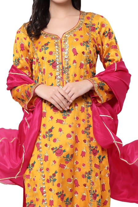 Buy Shetab Kazmi Yellow Modal Satin Floral, Gota Patti V Neck Print Kurta Set Online at Aza Fashions Buy_Shetab Kazmi_Yellow Modal Satin Floral, Gota Patti V Neck Print Kurta Set _Online_at_Aza_Fashions