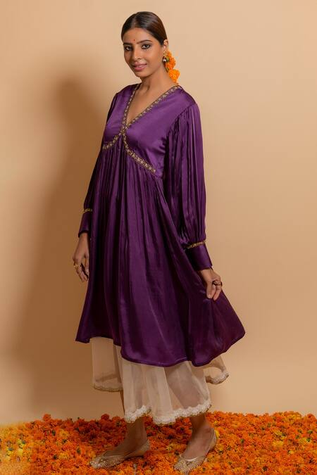Kalakari by Akanksha_Purple Bamboo, Silk Organza Embroidery V-neck Floral Kurta And Skirt Set _Online_at_Aza_Fashions