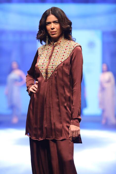 Shinor_Brown Crepe Embroidery Mandarin Danka Embellished Pleated Top And Harem Pant Set _at_Aza_Fashions