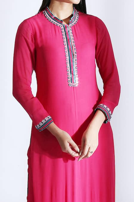 Buy_Neha Gursahani_Pink Georgette Embroidery Floral Round Scalloped Hemline Kurta Set _Online_at_Aza_Fashions
