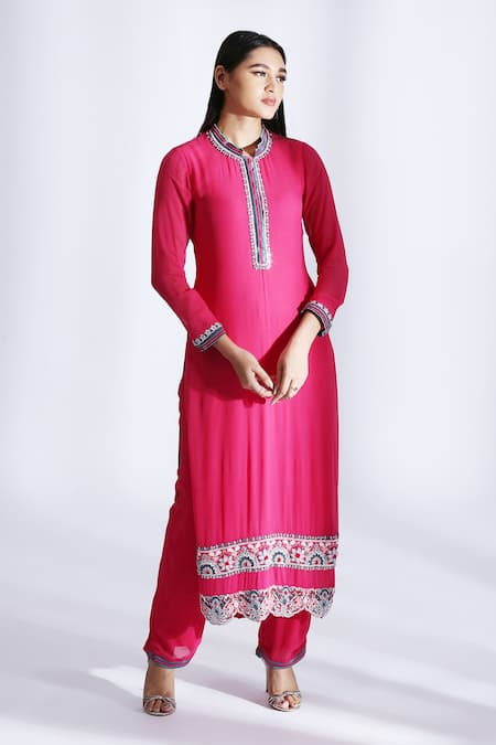 Shop_Neha Gursahani_Pink Georgette Embroidery Floral Round Scalloped Hemline Kurta Set _Online_at_Aza_Fashions