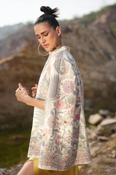 Buy Neiza By Neeti Seth White Cashmere Wool Floral Print Cape Online at Aza Fashions Buy_Neiza By Neeti Seth_White Cashmere Wool Floral Print Cape _Online_at_Aza_Fashions