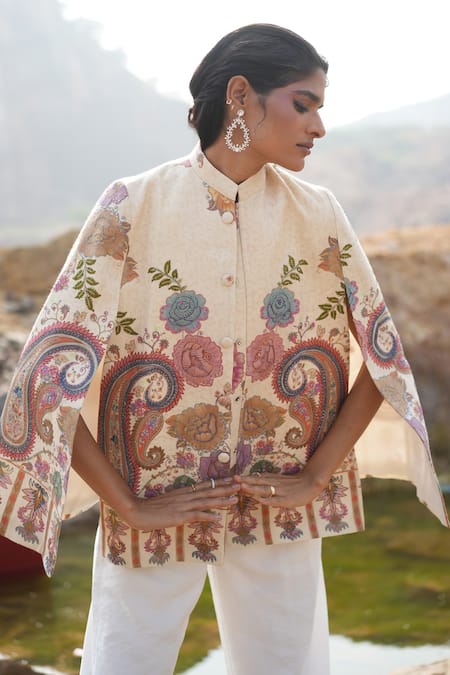 Buy_Neiza By Neeti Seth_White Printed Cashmere Wool Cape _Online_at_Aza_Fashions