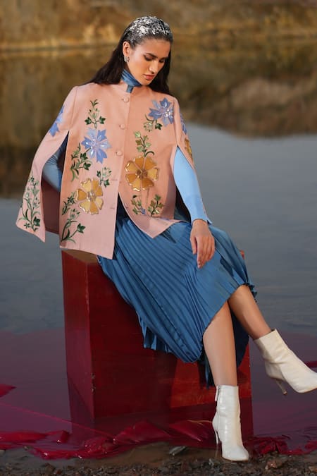 Neiza By Neeti Seth_Pink Mandarin Collar Cashmere Wool Cape _Online_at_Aza_Fashions